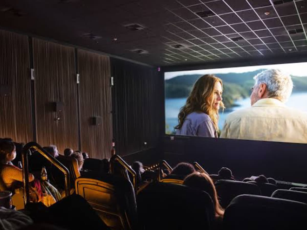 Noite de filme com pipoca